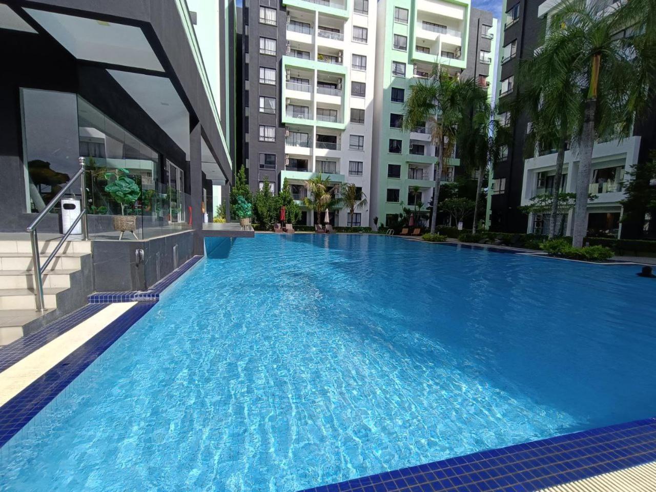 Citra Harmoni At Manhattan Water Park